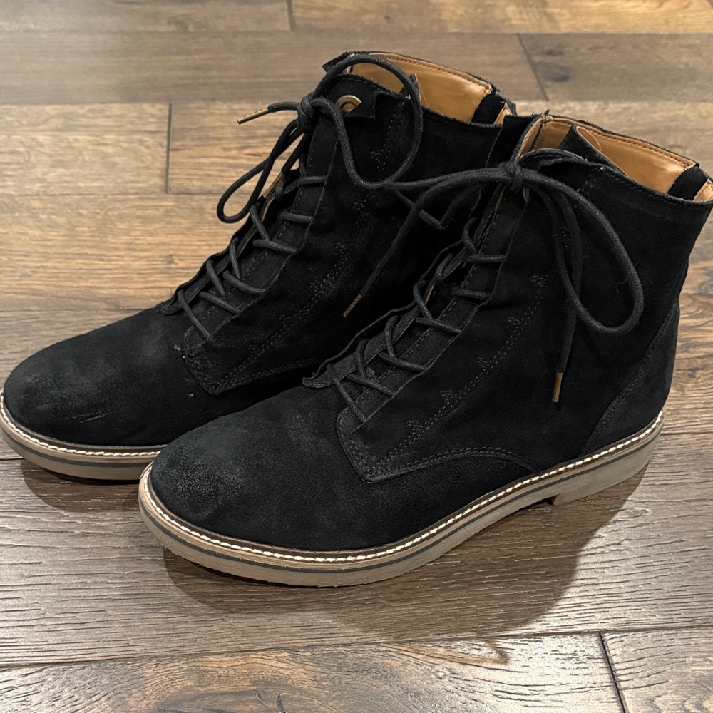 Elegant Black Lace-Up Men's Boots